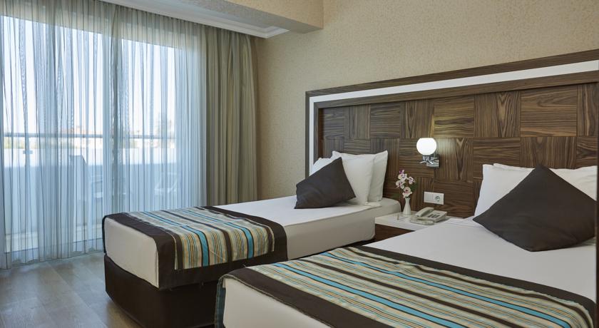 Royal Towers Resort Hotel & Spa