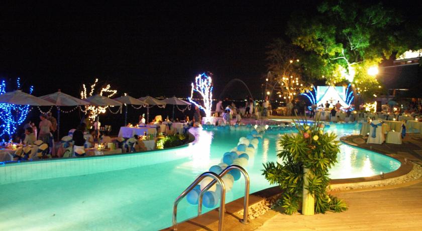 Sunset Park Resort & Spa